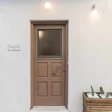 Σπίτι διακοπών Cozy Comfy Town House Naxos City