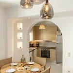 Сasa de vacaciones Cozy Comfy Town House Naxos City