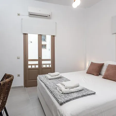 بيت للعطل Cozy Comfy Town House Naxos City