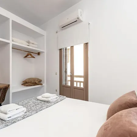 Cozy Comfy Town House